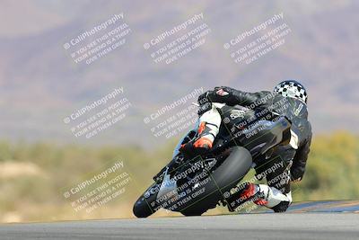 media/Apr-13-2025-Race Pace (Sun) [[7918213ab8]]/Vested/5-Turn 9 Side (1115am)/